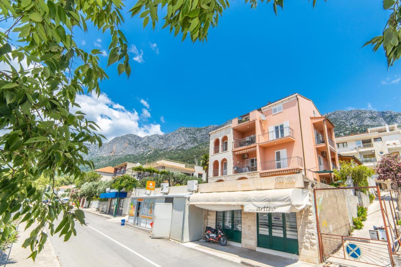 Apartmani Lile Gradac  Εξωτερικό φωτογραφία